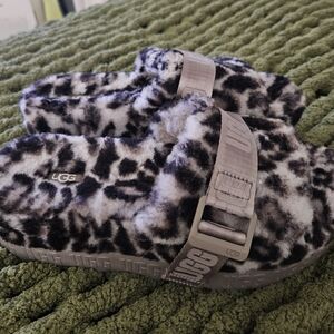 UGG Fuzzy Leopard Print Slippers